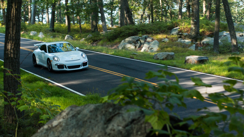 Illustration for article titled 2014 Porsche 911 GT3 - Classic Car Club Review